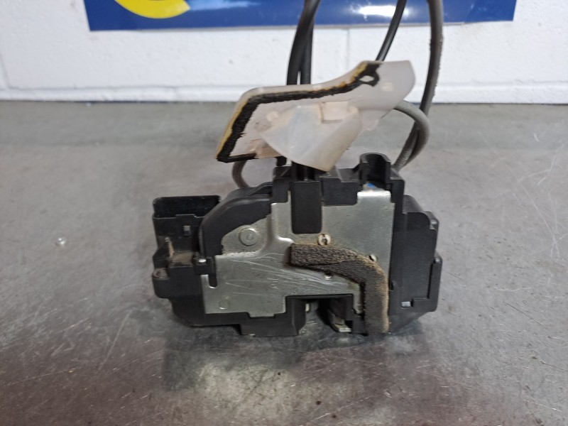 Recambio de cerradura puerta delantera derecha para nissan qashqai 2.0 dci acenta 4x2 referencia OEM IAM    Recambio de cerradura puerta delantera derecha para nissan qashqai 2.0 dci acenta 4x2 referencia OEM IAM