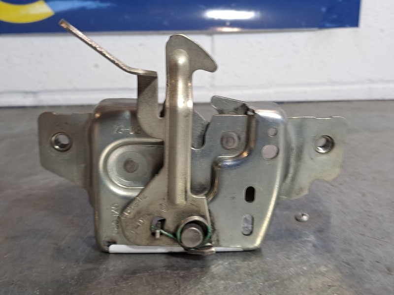 Recambio de cerradura capot para renault clio iii authentique | 01.07 - 12.10 authentique | 01.07 - 12.10 referencia OEM IAM   