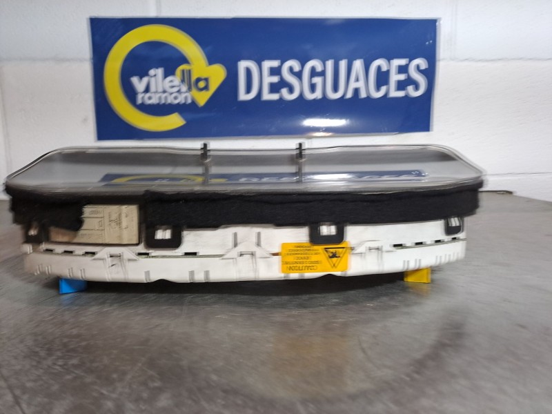 Recambio de cuadro instrumentos para audi a4 berlina (b5) 1.9 tdi referencia OEM IAM   