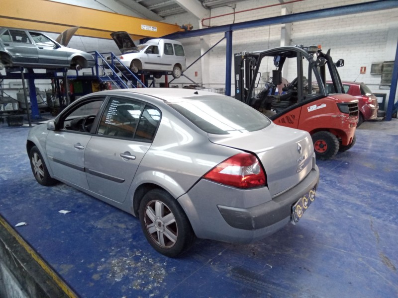 renault megane ii classic berlina  | 0.03 - ... del año 2004 renault megane ii classic berlina  | 0.03 - ... del año 2004