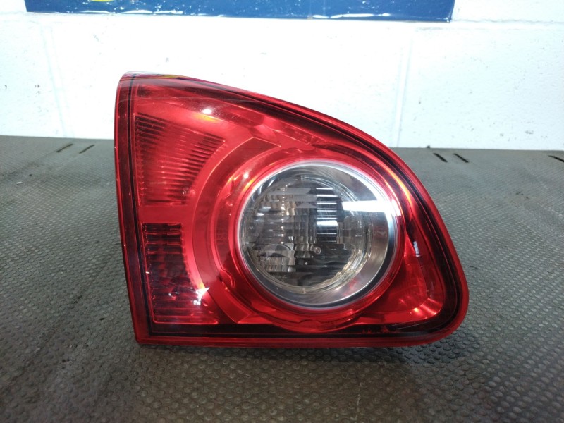 Recambio de piloto porton izquierdo para nissan qashqai 2.0 dci acenta 4x2 referencia OEM IAM 89071063   Recambio de piloto porton izquierdo para nissan qashqai 2.0 dci acenta 4x2 referencia OEM IAM 89071063