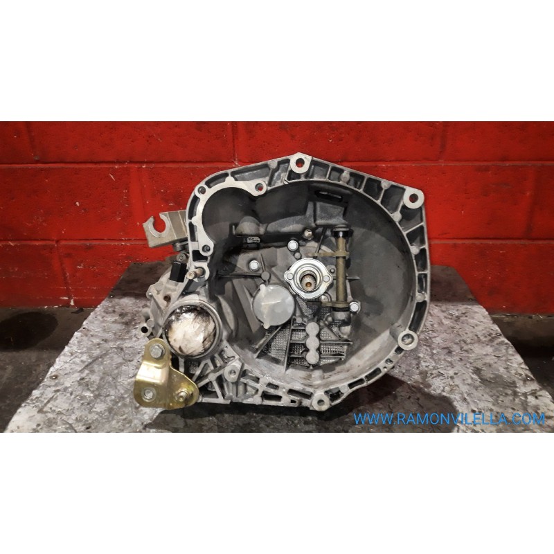 Recambio de caja cambios para fiat punto berlina (188) 1.9 d (i) | 08.99 - 12.02 1.9 d (i) | 08.99 - 12.02 referencia OEM IAM 14