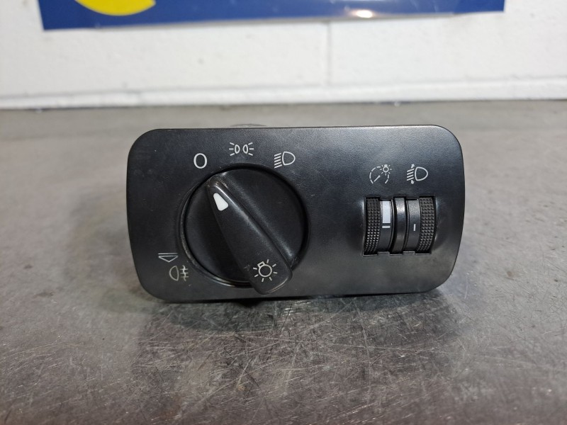 Recambio de mando luces para seat ibiza (6k1) 1.9 tdi referencia OEM IAM 6K1941531AL   Recambio de mando luces para seat ibiza (6k1) 1.9 tdi referencia OEM IAM 6K1941531AL