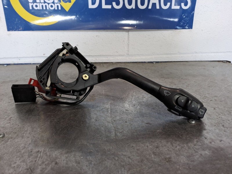 Recambio de mando limpia para seat ibiza (6k1) 1.9 tdi referencia OEM IAM 6K6953503AG 01407050  Recambio de mando limpia para seat ibiza (6k1) 1.9 tdi referencia OEM IAM 6K6953503AG 01407050