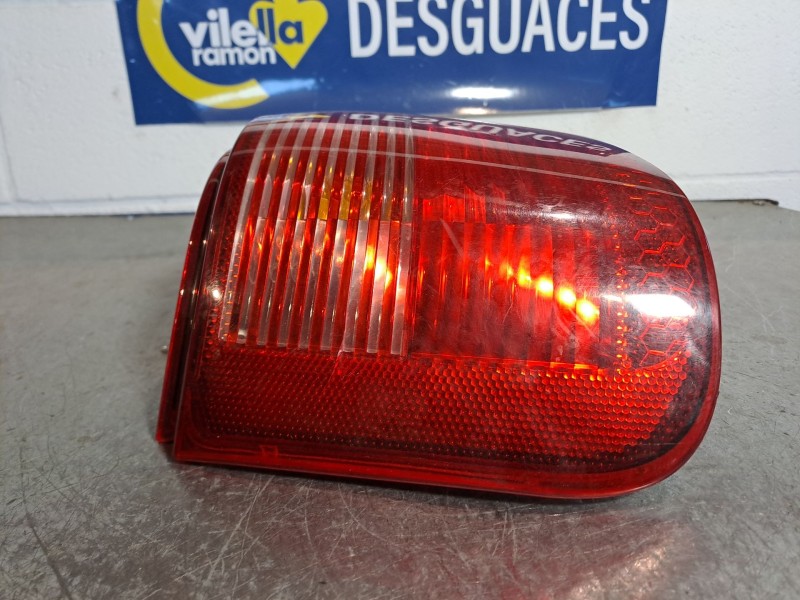 Recambio de piloto trasero izquierdo para seat ibiza (6k1) 1.9 tdi referencia OEM IAM    Recambio de piloto trasero izquierdo para seat ibiza (6k1) 1.9 tdi referencia OEM IAM