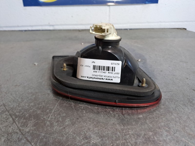 Recambio de piloto porton izquierdo para seat ibiza (6k1) 1.9 tdi referencia OEM IAM    Recambio de piloto porton izquierdo para seat ibiza (6k1) 1.9 tdi referencia OEM IAM