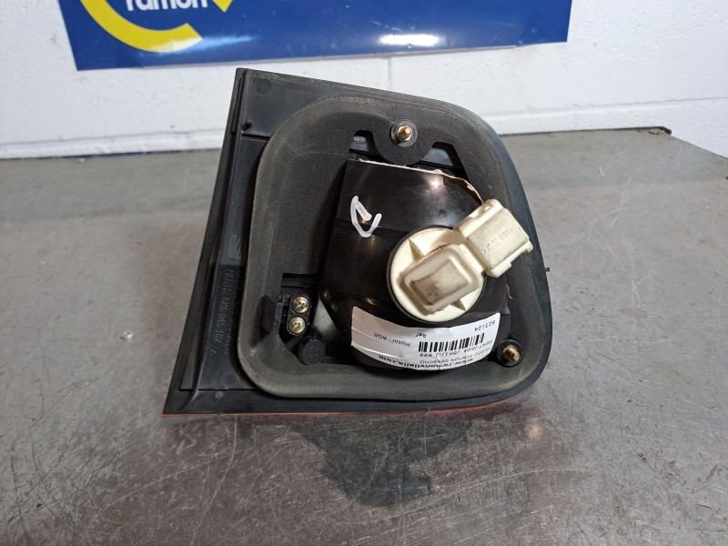 Recambio de piloto porton derecho para seat ibiza (6k1) 1.9 tdi referencia OEM IAM    Recambio de piloto porton derecho para seat ibiza (6k1) 1.9 tdi referencia OEM IAM