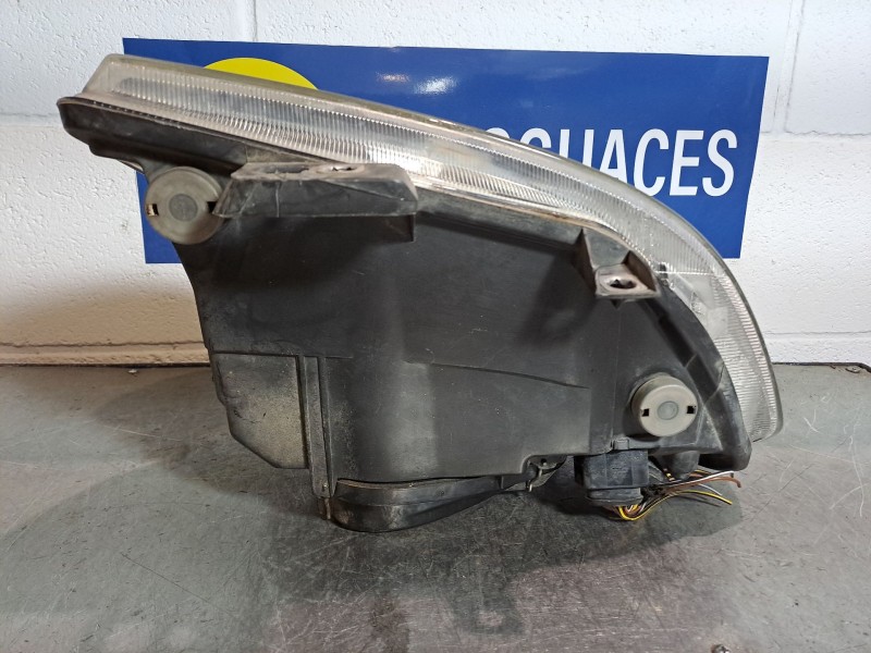 Recambio de faro izquierdo para seat ibiza (6k1) 1.9 tdi referencia OEM IAM    Recambio de faro izquierdo para seat ibiza (6k1) 1.9 tdi referencia OEM IAM