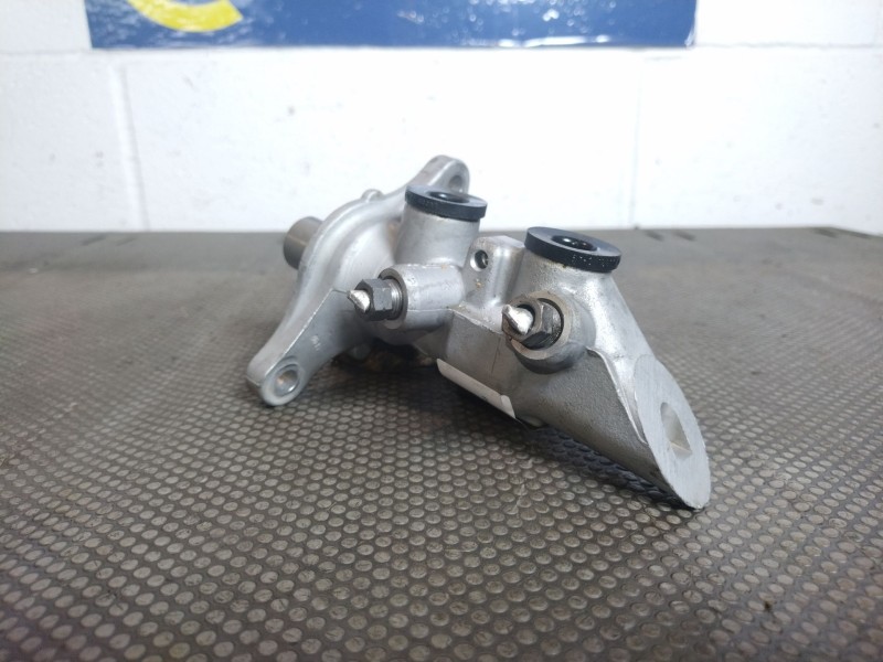 Recambio de bomba freno para renault megane iii berlina 5 p  | 0.08 - ...  | 0.08 - ... referencia OEM IAM   