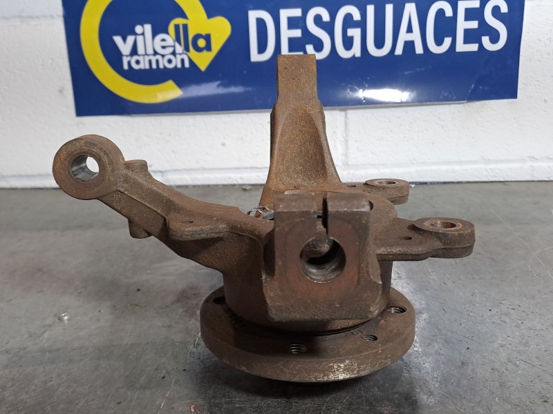 Recambio de mangueta delantera izquierda para renault clio iii authentique | 01.07 - 12.10 authentique | 01.07 - 12.10 referenci