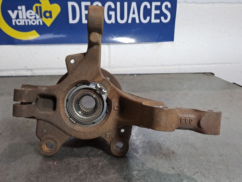 Recambio de mangueta delantera izquierda para renault clio iii authentique | 01.07 - 12.10 authentique | 01.07 - 12.10 referenci