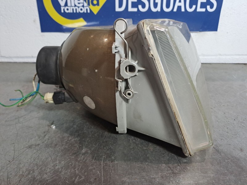 Recambio de faro derecho para peugeot 309 sr | 0.86 - ... sr | 0.86 - ... referencia OEM IAM   