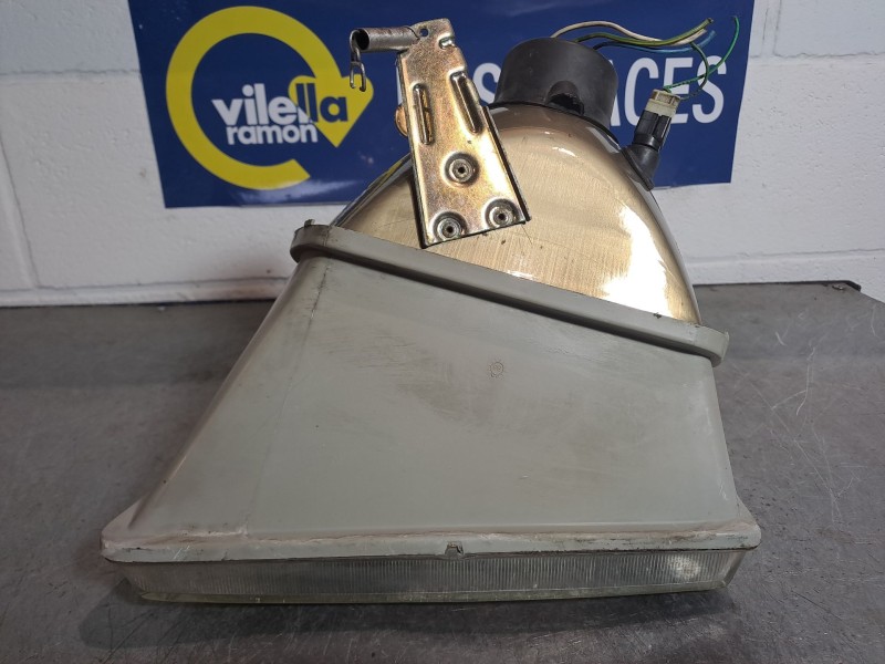 Recambio de faro derecho para peugeot 309 sr | 0.86 - ... sr | 0.86 - ... referencia OEM IAM   