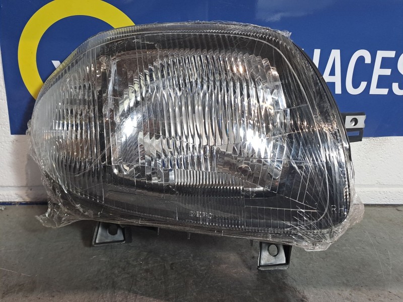 Recambio de faro derecho para renault clio ii fase i (b/cbo) 1.2 referencia OEM IAM   