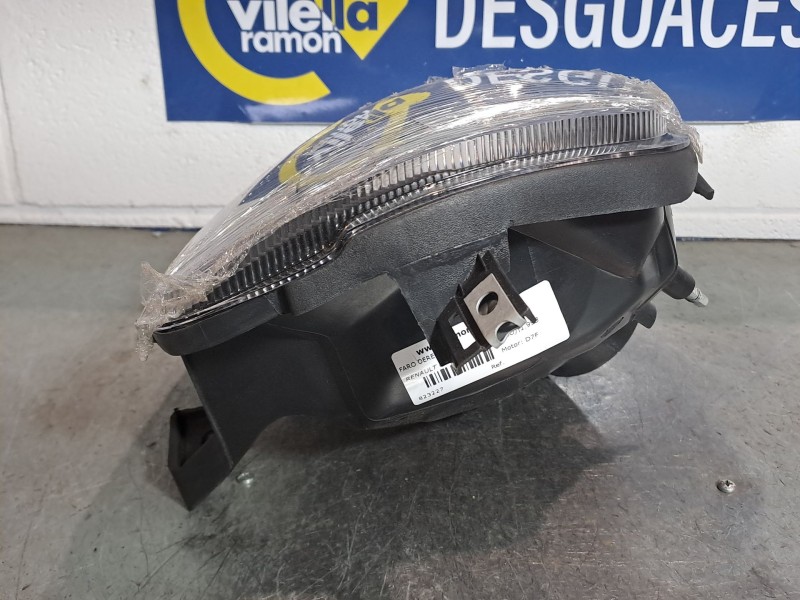 Recambio de faro derecho para renault clio ii fase i (b/cbo) 1.2 referencia OEM IAM   