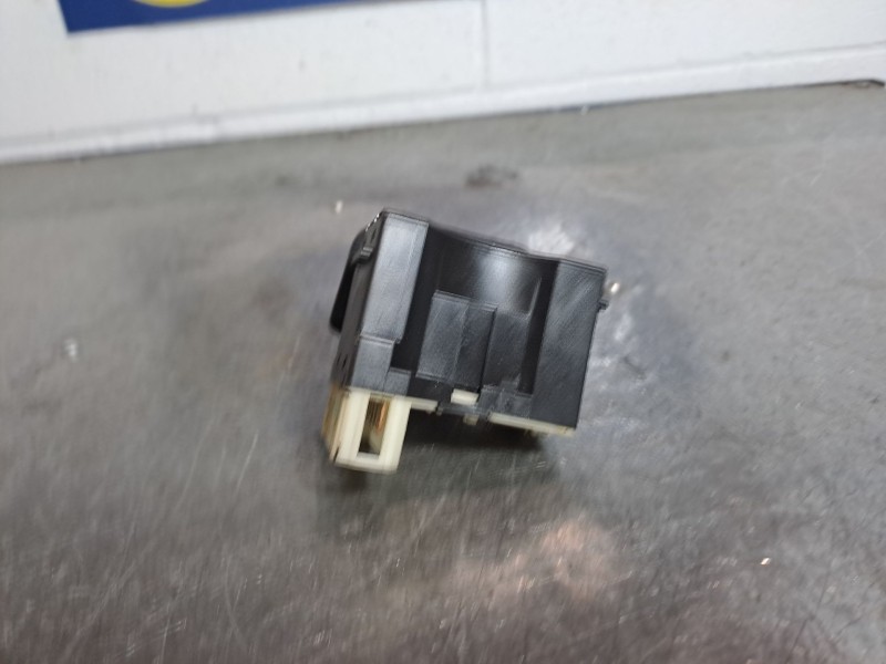 Recambio de mando limpia para renault clio ii fase i (b/cbo) 1.2 referencia OEM IAM   