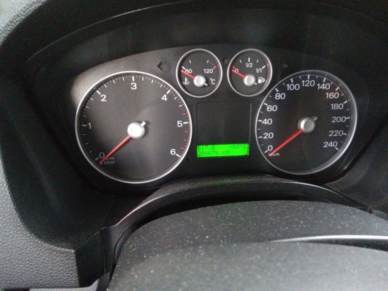 ford focus c-max del año 2003