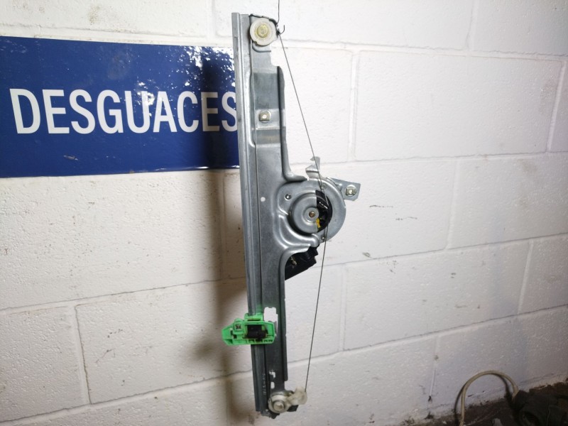 Recambio de elevalunas delantero derecho para renault scenic ii 1.9 dci diesel referencia OEM IAM   