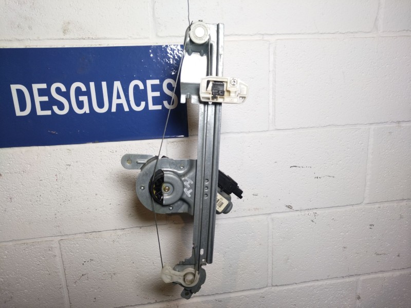 Recambio de elevalunas trasero izquierdo para renault scenic ii 1.9 dci diesel referencia OEM IAM   