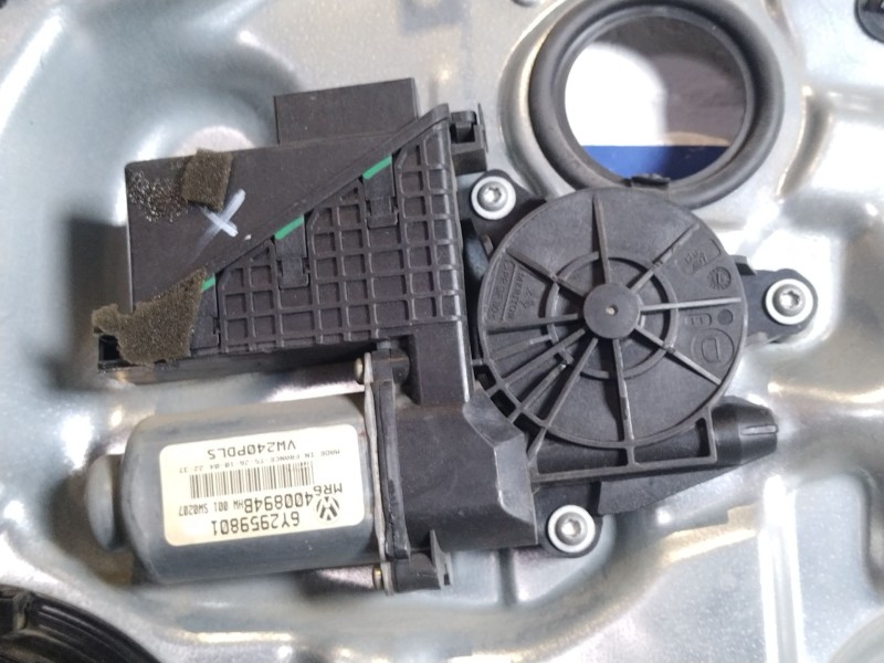 Recambio de elevalunas delantero izquierdo para volkswagen polo (9n1) 1.4 tdi referencia OEM IAM 6Q3837402S   Recambio de elevalunas delantero izquierdo para volkswagen polo (9n1) 1.4 tdi referencia OEM IAM 6Q3837402S