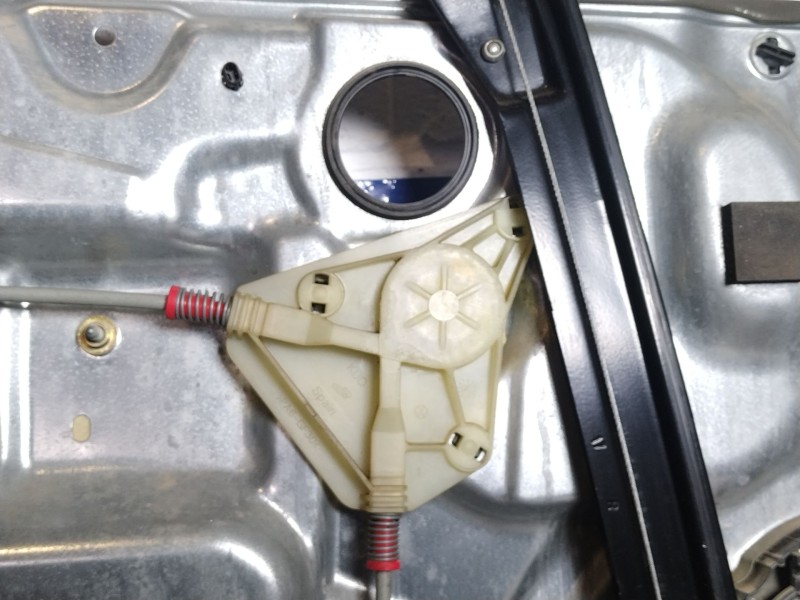 Recambio de elevalunas delantero izquierdo para volkswagen polo (9n1) 1.4 tdi referencia OEM IAM 6Q3837402S   Recambio de elevalunas delantero izquierdo para volkswagen polo (9n1) 1.4 tdi referencia OEM IAM 6Q3837402S