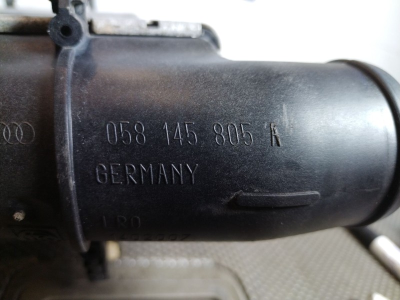 Recambio de intercooler para audi a4 berlina (b5) 1.9 tdi referencia OEM IAM 058145805A  