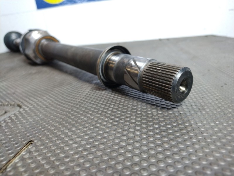 Recambio de transmision delantera derecha para renault scenic ii 1.9 dci diesel referencia OEM IAM 8200436366  