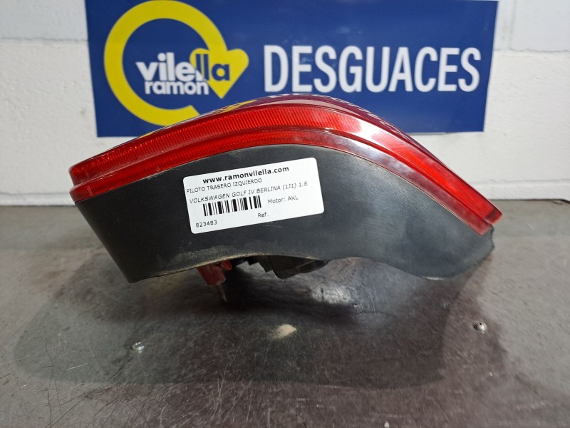 Recambio de piloto trasero izquierdo para volkswagen golf iv berlina (1j1) 1.6 | 0.97 - ... 1.6 | 0.97 - ... referencia OEM IAM 