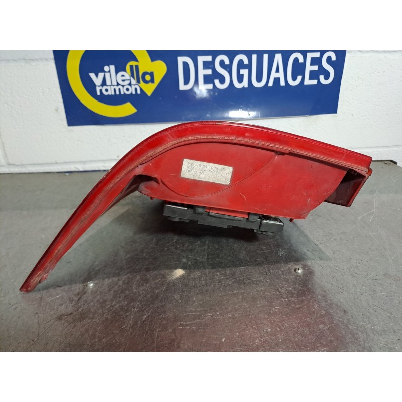 Recambio de piloto trasero izquierdo para volkswagen golf iv berlina (1j1) 1.6 | 0.97 - ... 1.6 | 0.97 - ... referencia OEM IAM 