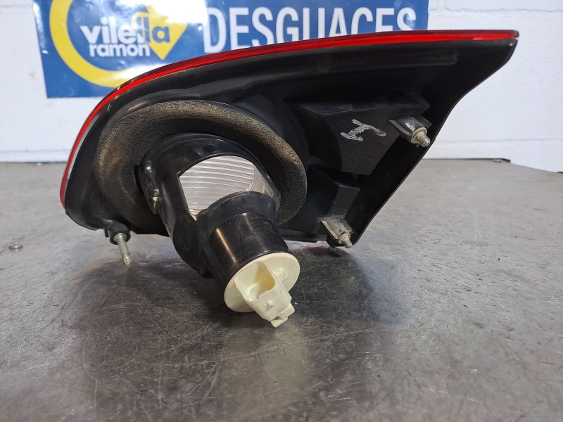 Recambio de piloto porton izquierdo para nissan qashqai (j10)  | 0.07 - ...  | 0.07 - ... referencia OEM IAM    Recambio de piloto porton izquierdo para nissan qashqai (j10)  | 0.07 - ...  | 0.07 - ... referencia OEM IAM