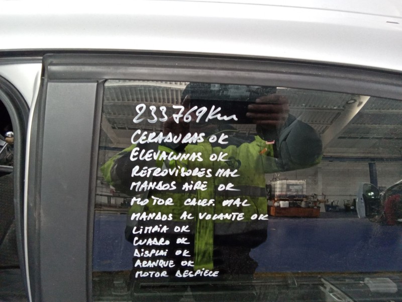 opel vectra c berlina del año 2002