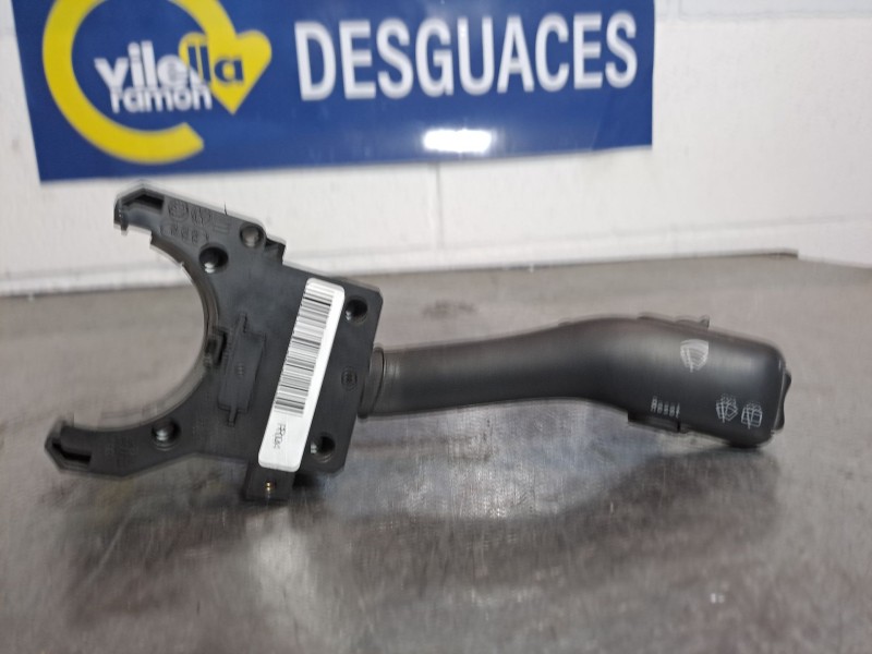 Recambio de mando limpia para skoda fabia (6y2/6y3) referencia OEM IAM 4B0953503H  