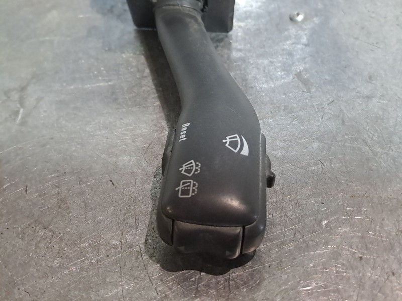 Recambio de mando limpia para skoda fabia (6y2/6y3) referencia OEM IAM 4B0953503H  