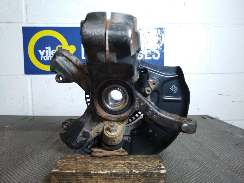 Recambio de mangueta delantera izquierda para volkswagen golf iv berlina (1j1) 1.6 | 0.97 - ... 1.6 | 0.97 - ... referencia OEM 