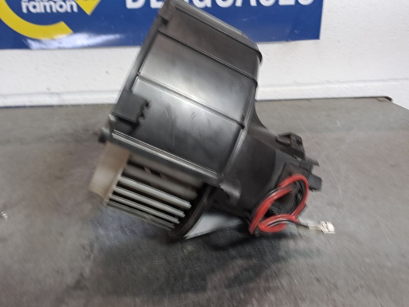 Recambio de motor calefaccion para opel astra h berlina referencia OEM IAM 52407543 L073A30  Recambio de motor calefaccion para opel astra h berlina referencia OEM IAM 52407543 L073A30