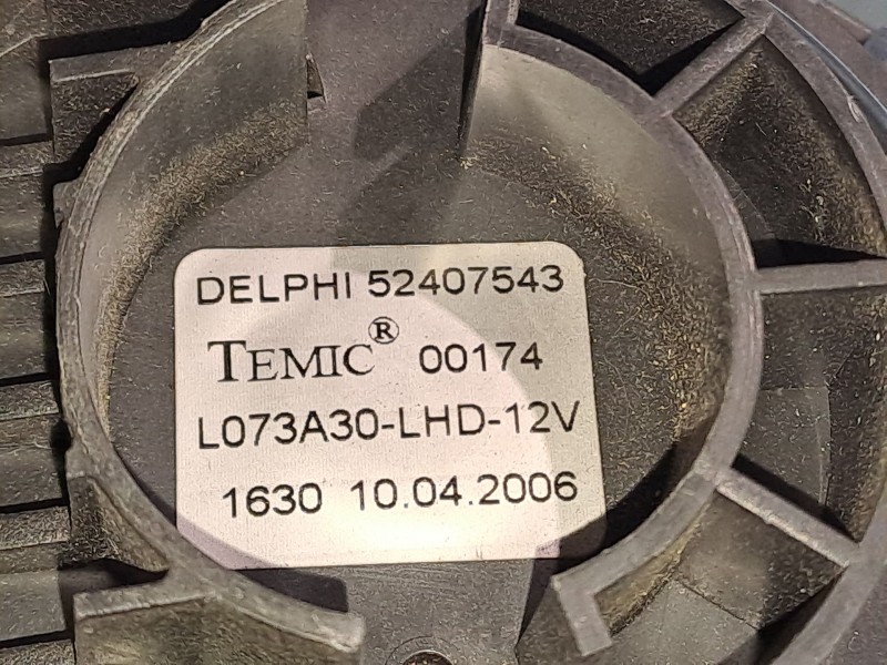 Recambio de motor calefaccion para opel astra h berlina referencia OEM IAM 52407543 L073A30  Recambio de motor calefaccion para opel astra h berlina referencia OEM IAM 52407543 L073A30