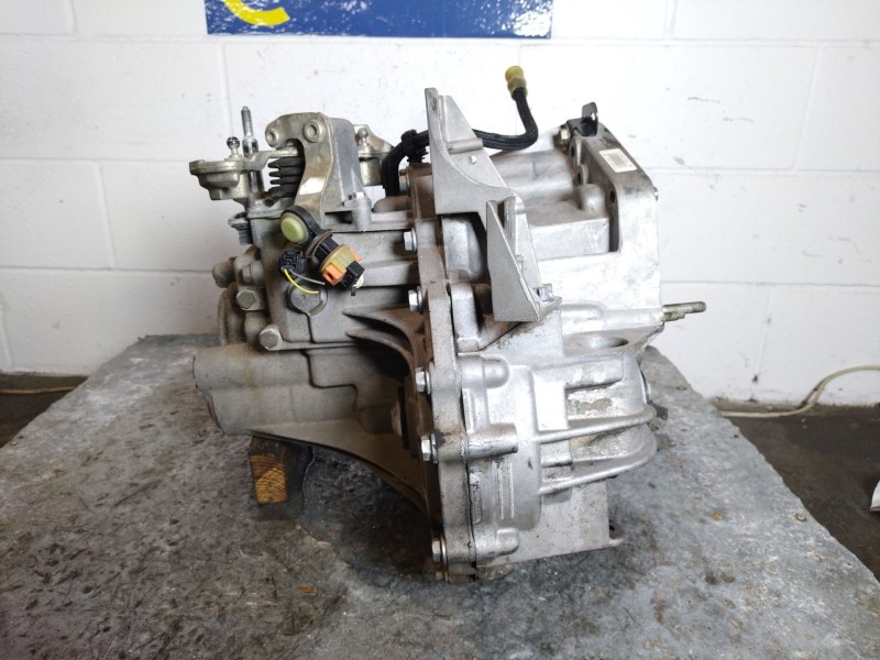 Recambio de caja cambios para renault scenic ii 1.9 dci diesel referencia OEM IAM ND0002  