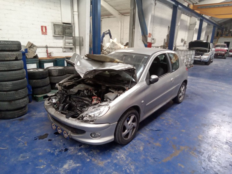 peugeot 206 berlina 2.0 hdi cat | 0.98 - ... del año 2004 peugeot 206 berlina 2.0 hdi cat | 0.98 - ... del año 2004