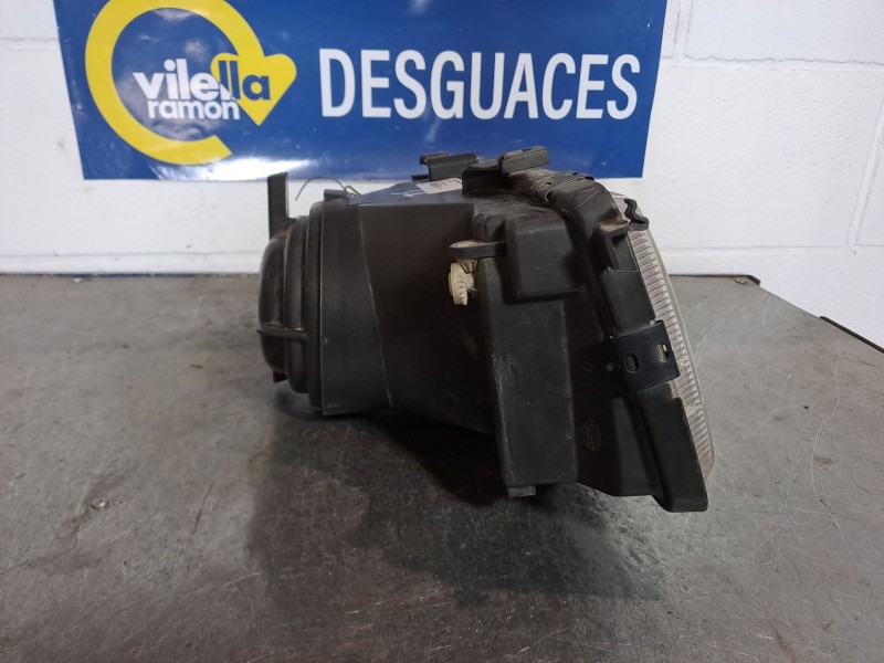 Recambio de faro izquierdo para audi 80/90 (893) 1.6 80 referencia OEM IAM   