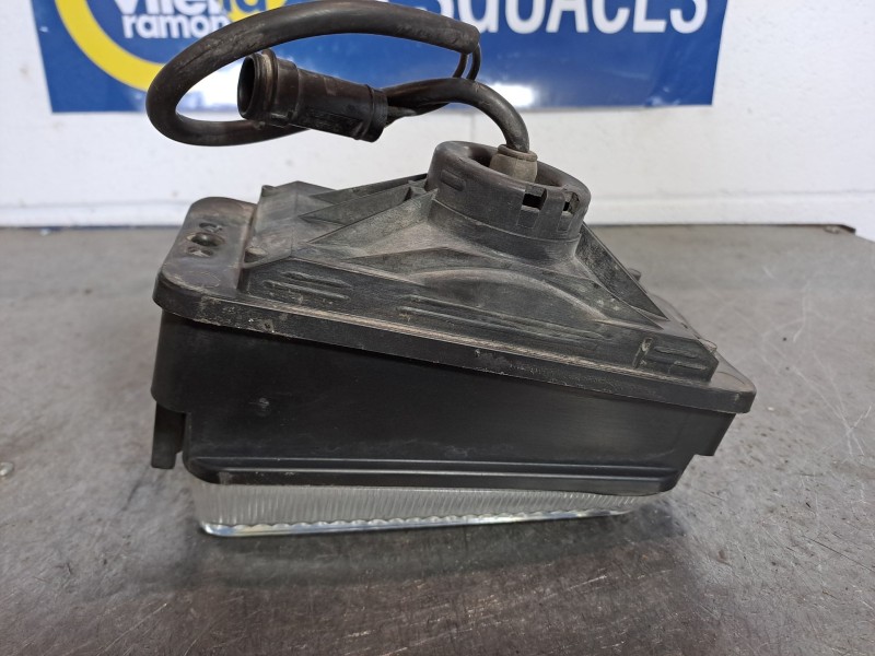Recambio de faro antiniebla derecho para audi 80/90 (893) 1.6 80 referencia OEM IAM   