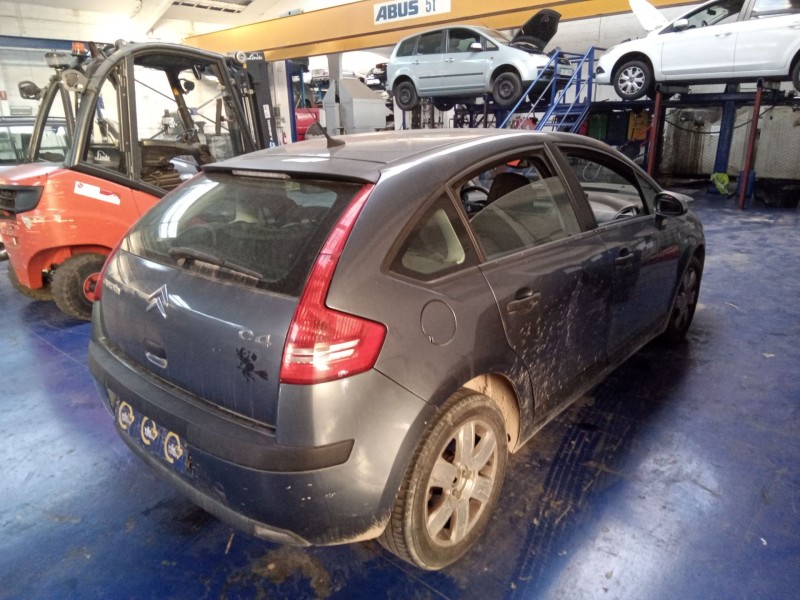 citroen c4 berlina del año 2007