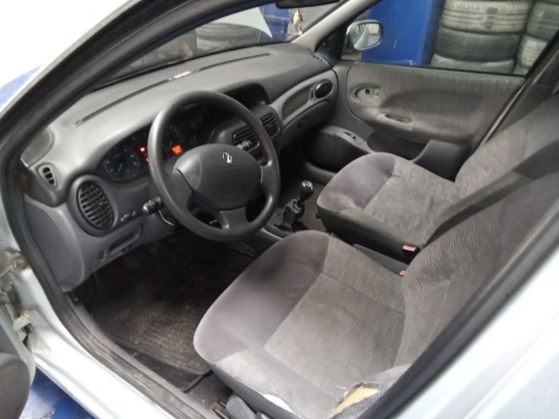 renault megane i fase 2 berlina (ba0)  | 0.99 - 0.02 del año 2001 renault megane i fase 2 berlina (ba0)  | 0.99 - 0.02 del año 2001