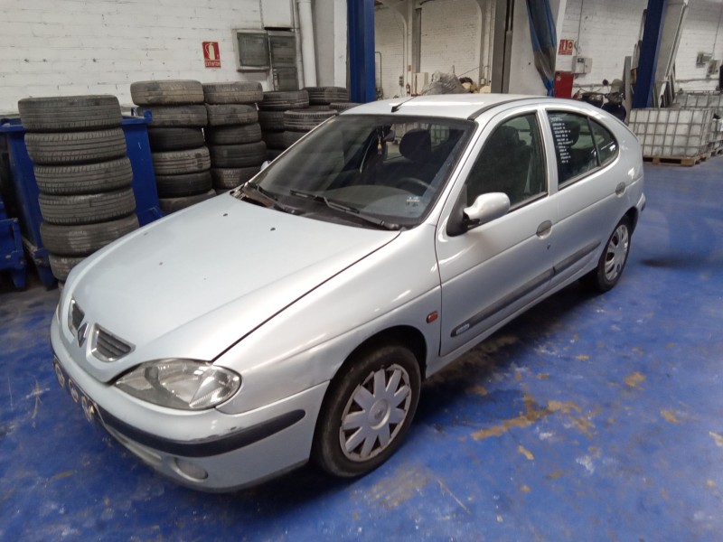 renault megane i fase 2 berlina (ba0)  | 0.99 - 0.02 del año 2001 renault megane i fase 2 berlina (ba0)  | 0.99 - 0.02 del año 2001
