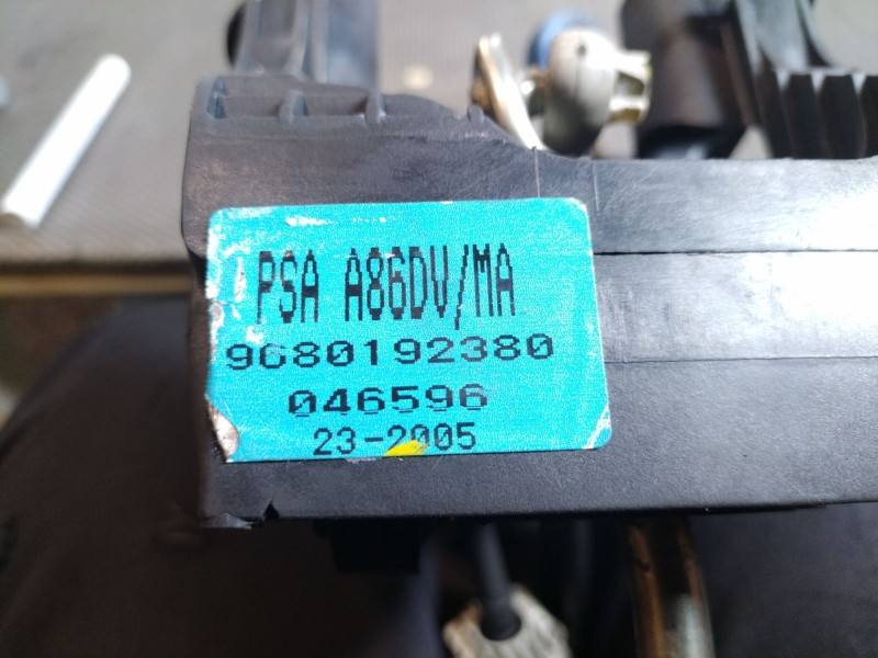 Recambio de palanca cambio para citroen c3 1.4 hdi exclusive referencia OEM IAM 9680192380  