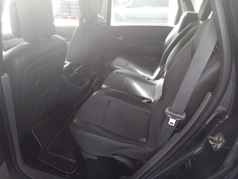 renault scenic ii grand confort authentique | 04.04 - ... del año 2005