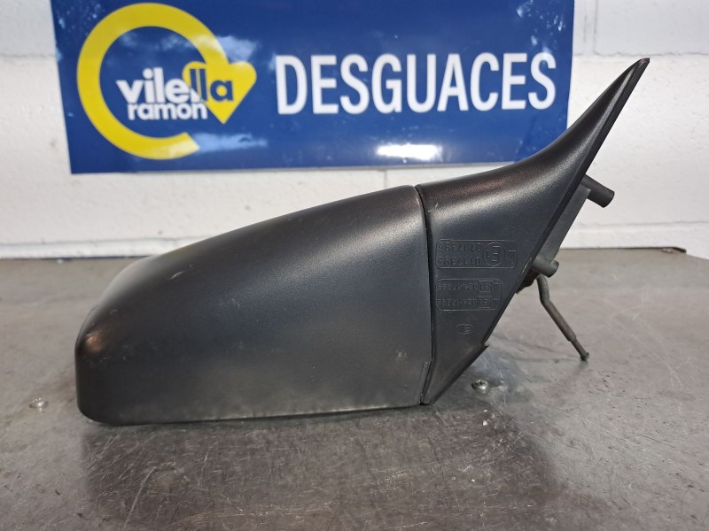 Recambio de retrovisor derecho para opel astra f caravan 1.6 cat referencia OEM IAM MANUAL  