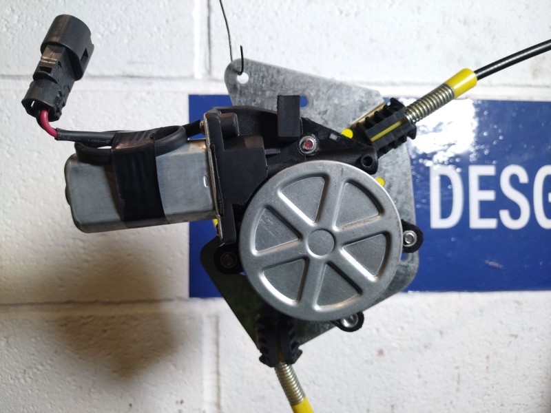 Recambio de elevalunas delantero izquierdo para renault megane scenic alize 1.9dt referencia OEM IAM   