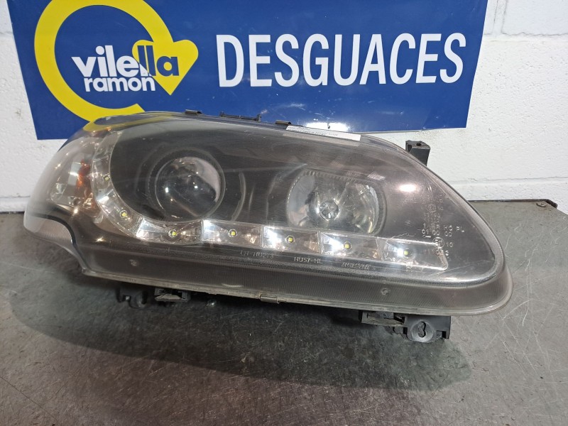 Recambio de faro derecho para renault megane scenic alize 1.9dt referencia OEM IAM   