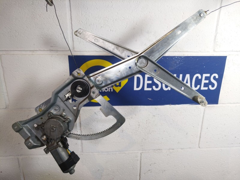 Recambio de elevalunas delantero derecho para opel astra f caravan 1.6 cat referencia OEM IAM 90360544 90414656 