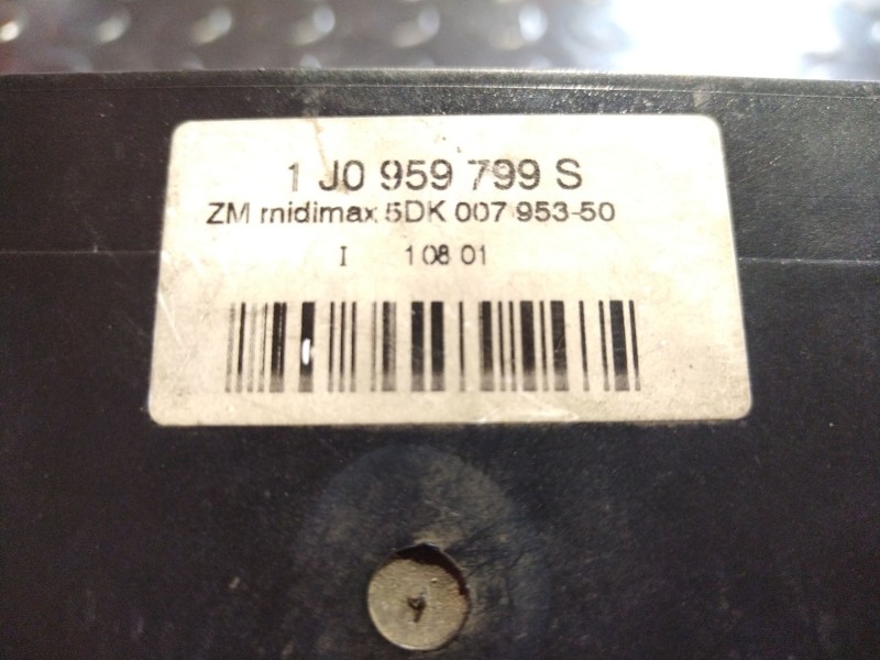 Recambio de centralita cierre para seat toledo (1m2) sport | 12.01 - 12.04 sport | 12.01 - 12.04 referencia OEM IAM 1J0959799S  